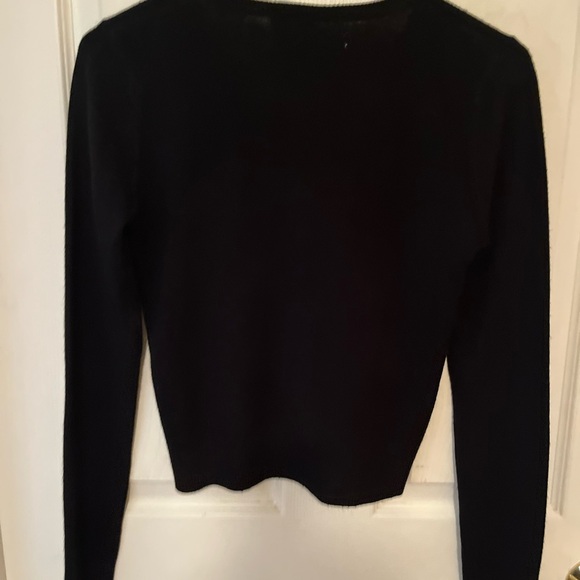 Black button up cardigan. Embroidered & beaded flowers. Vintage - Picture 6 of 6